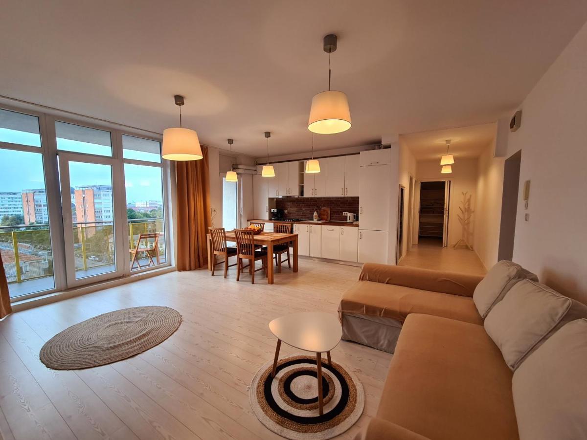Central Apartament Urbana Arad Buitenkant foto